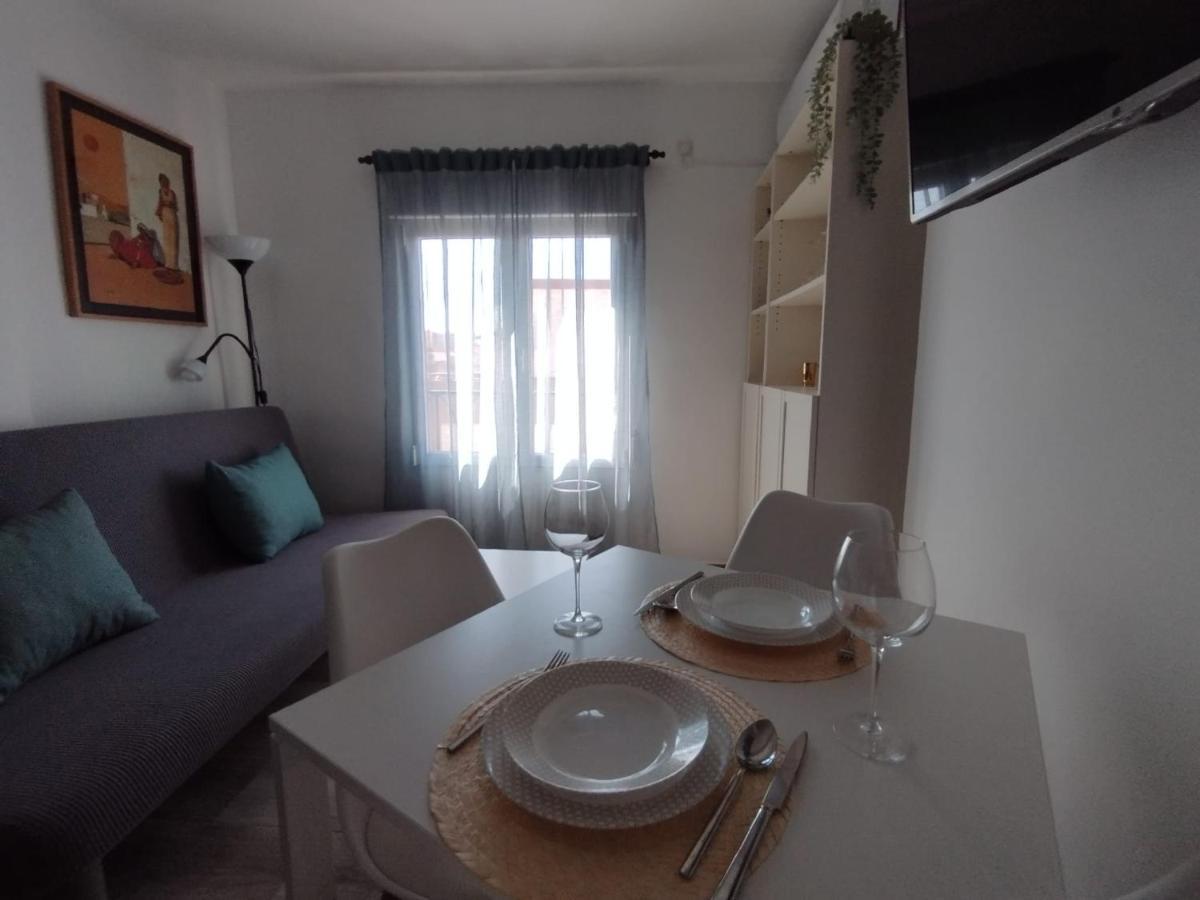 Apartamento Victoria Plaza Apartment *