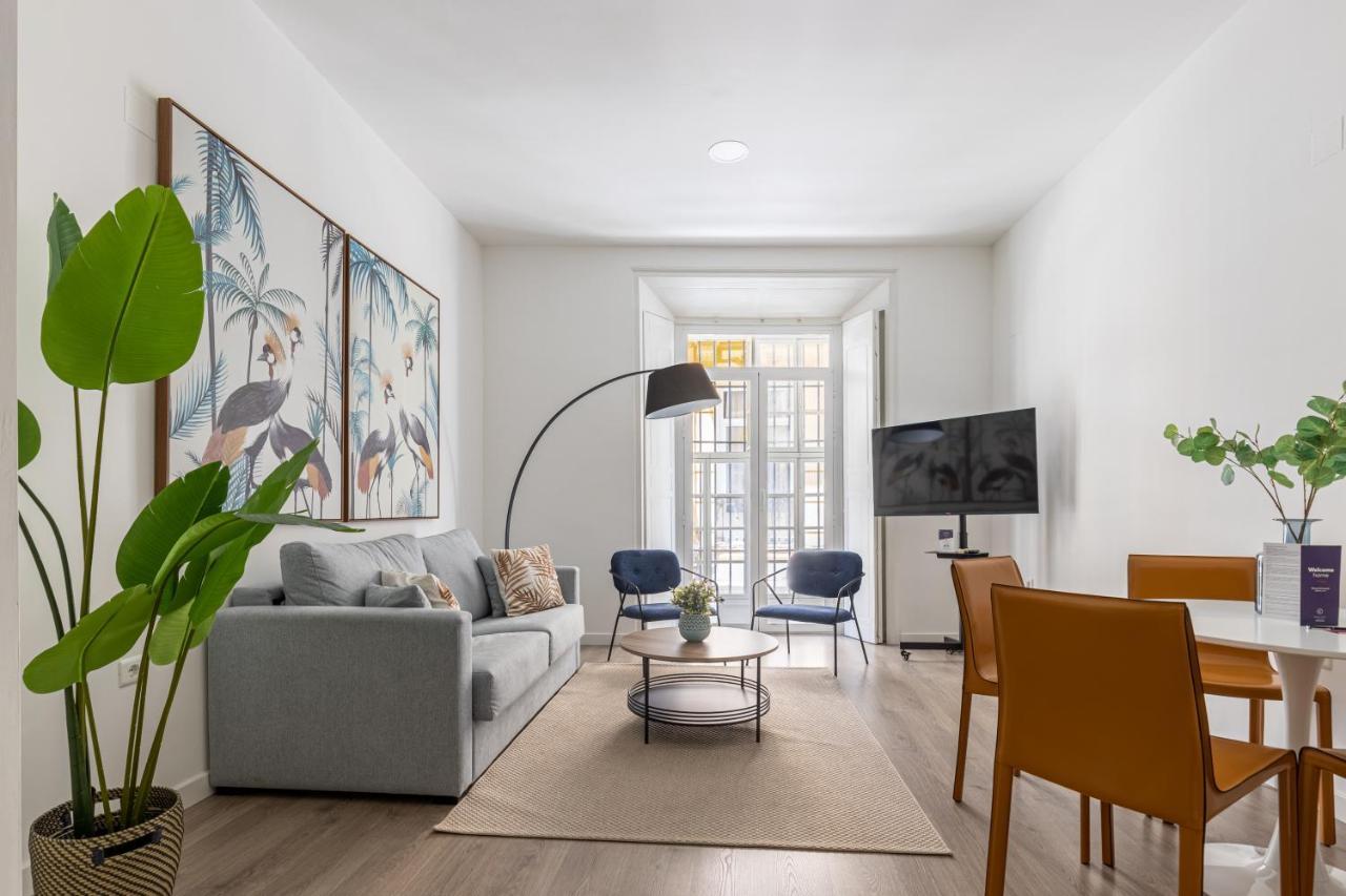Apartment Thyssen Boutique By Caleta Homes *