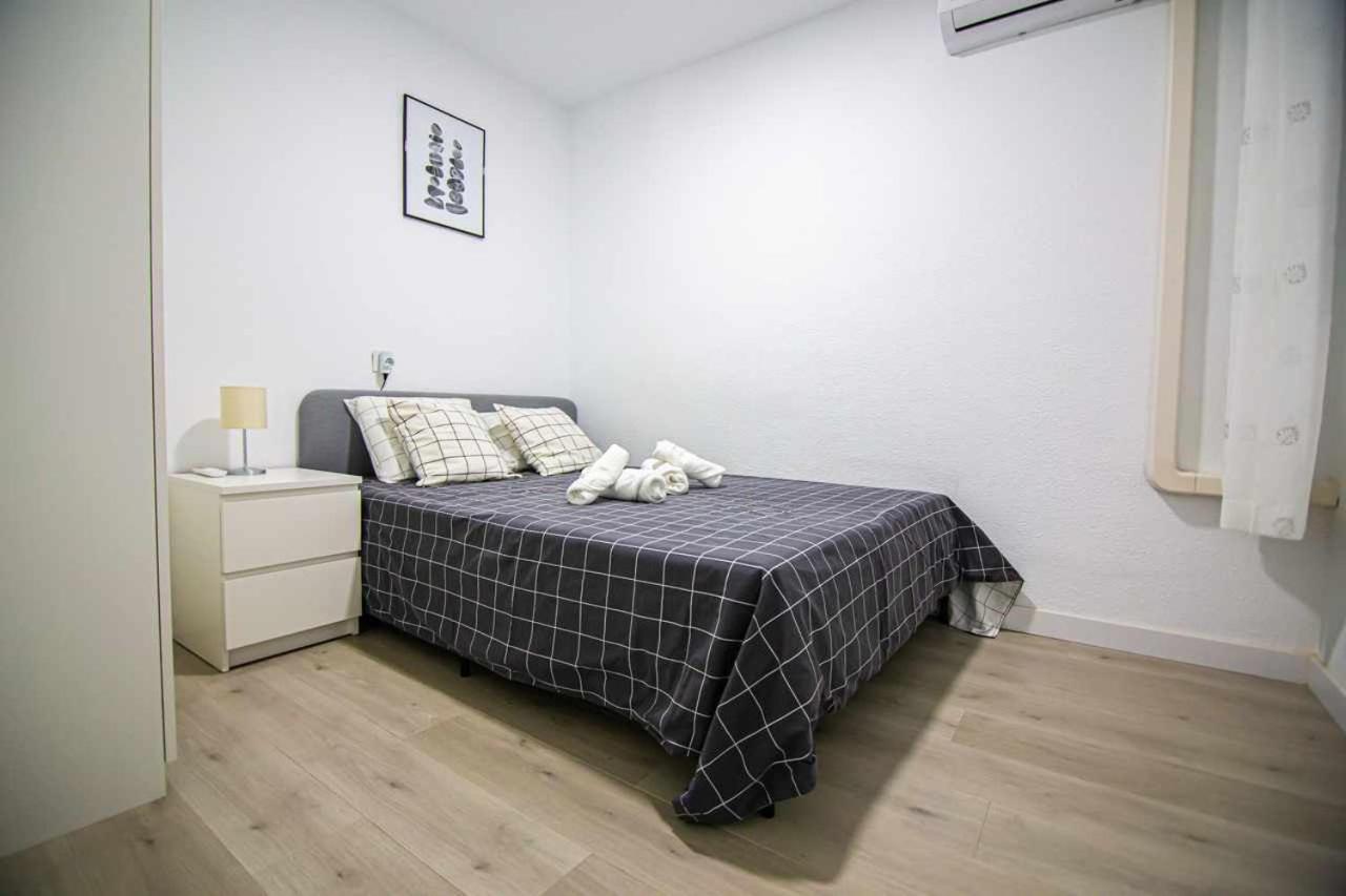 Heroes De Sostoa Apartment Malaga