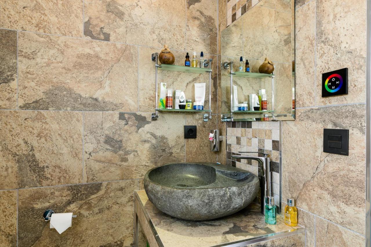 Weforyou 2 Bedrooms Penthouse At Center * Málaga