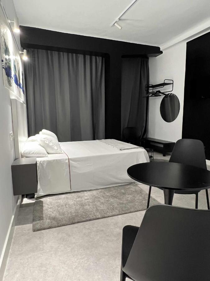 Dama Modern & Luxury *