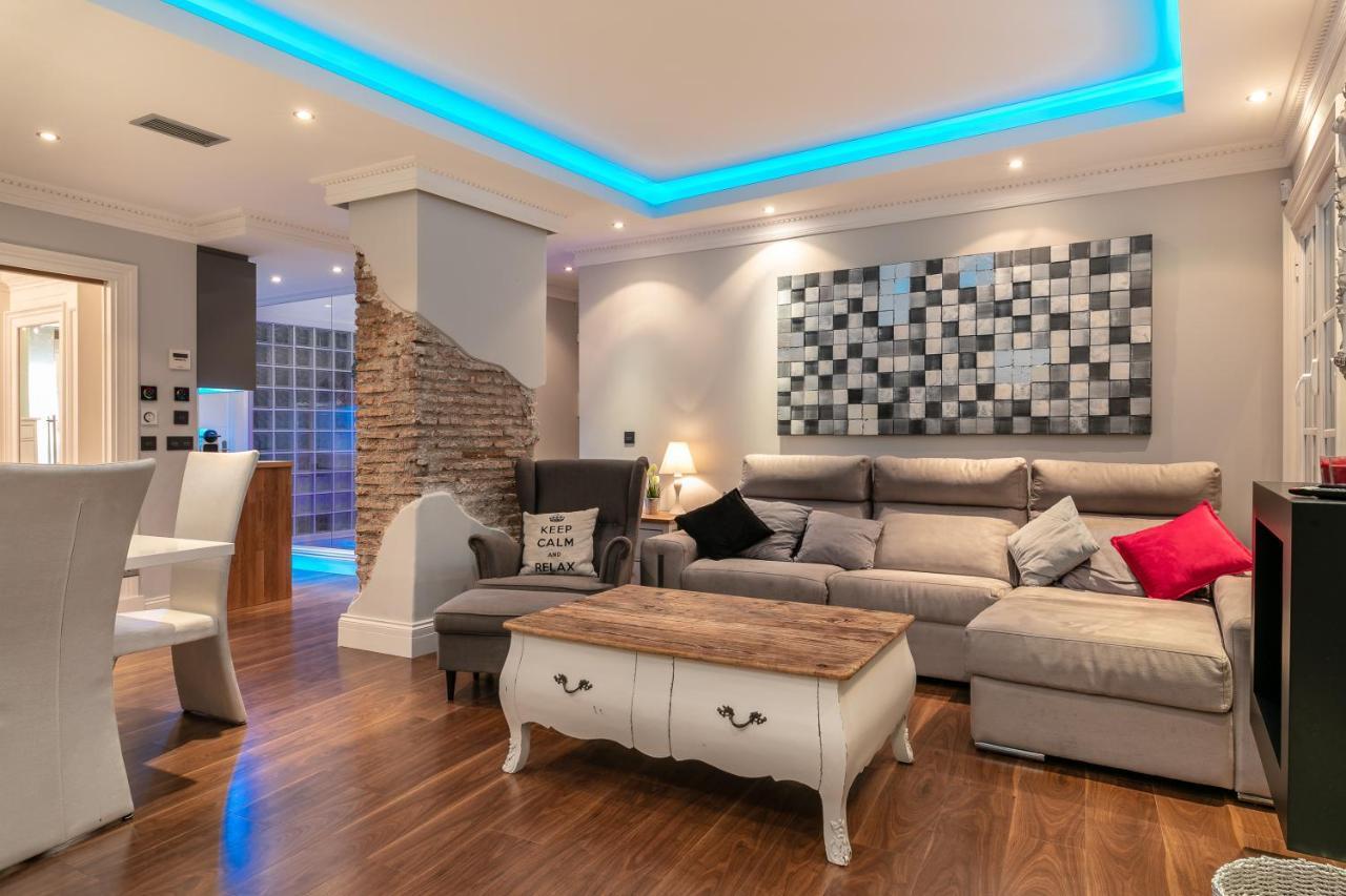 Weforyou 2 Bedrooms Penthouse At Center *