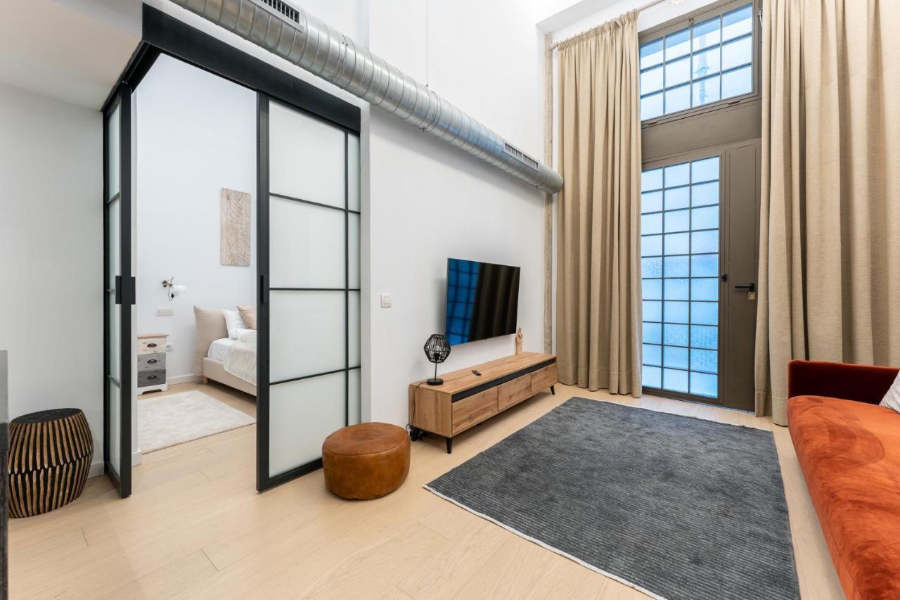 Apartment High Ceiling Gem In Heart Of Historic District Malaga