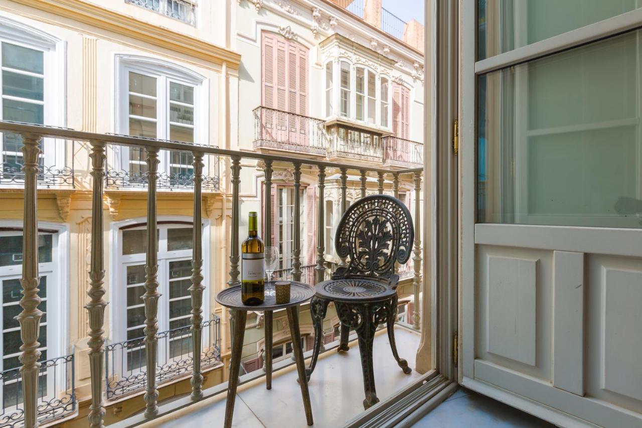 Balcones De Larios: Beautiful Balconies Next To Plaza De La Constitucion Malaga