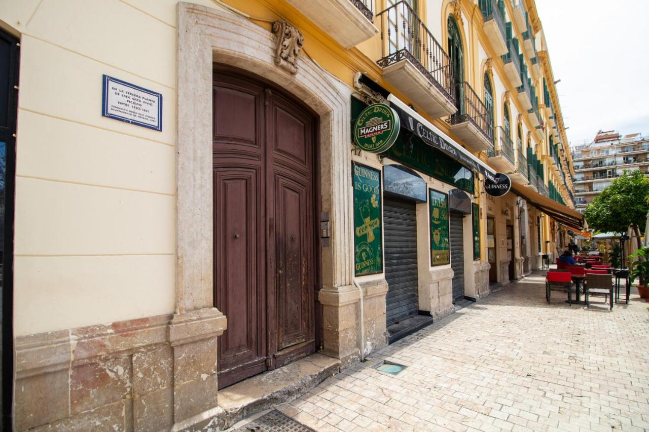 C67 - Shiny 6 Bedrooms In Plaza De La Merced