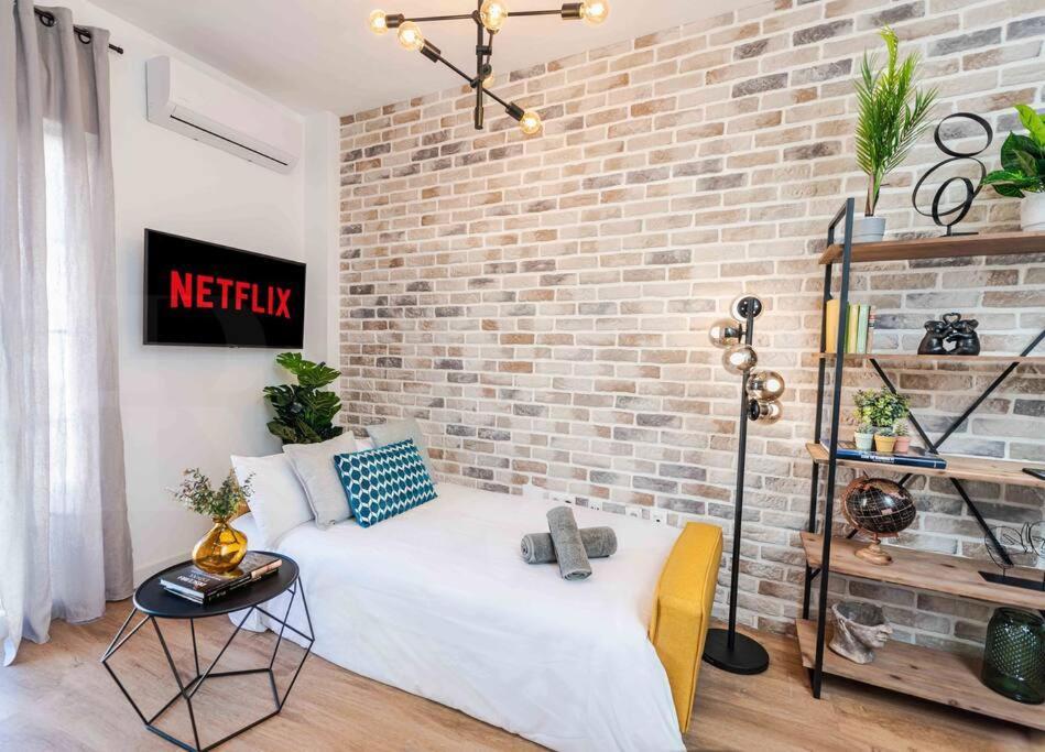 Penthouse With Private Jacuzzi & Rooftop - Center By Rems Appartement