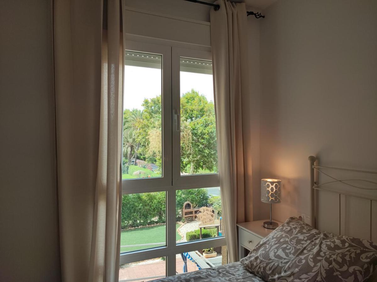 Casa Playa Guadalmar, Beautiful In Front Of The Sea, Wifi, Ac, Smart Tv, Private Parking * Malaga