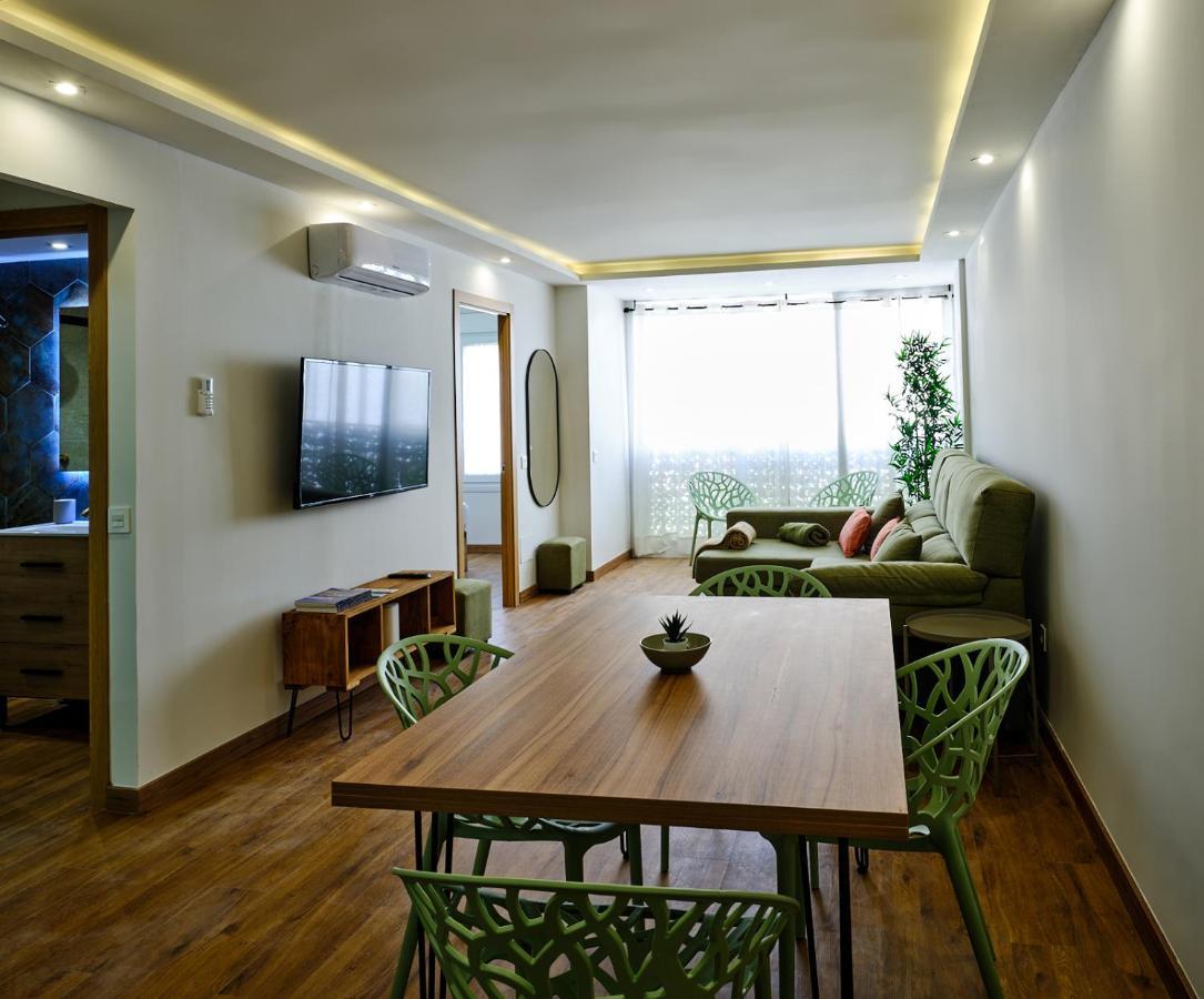Apartment Leo Home- Bright & Centric 3 Bedrooms With Private Parking Included *