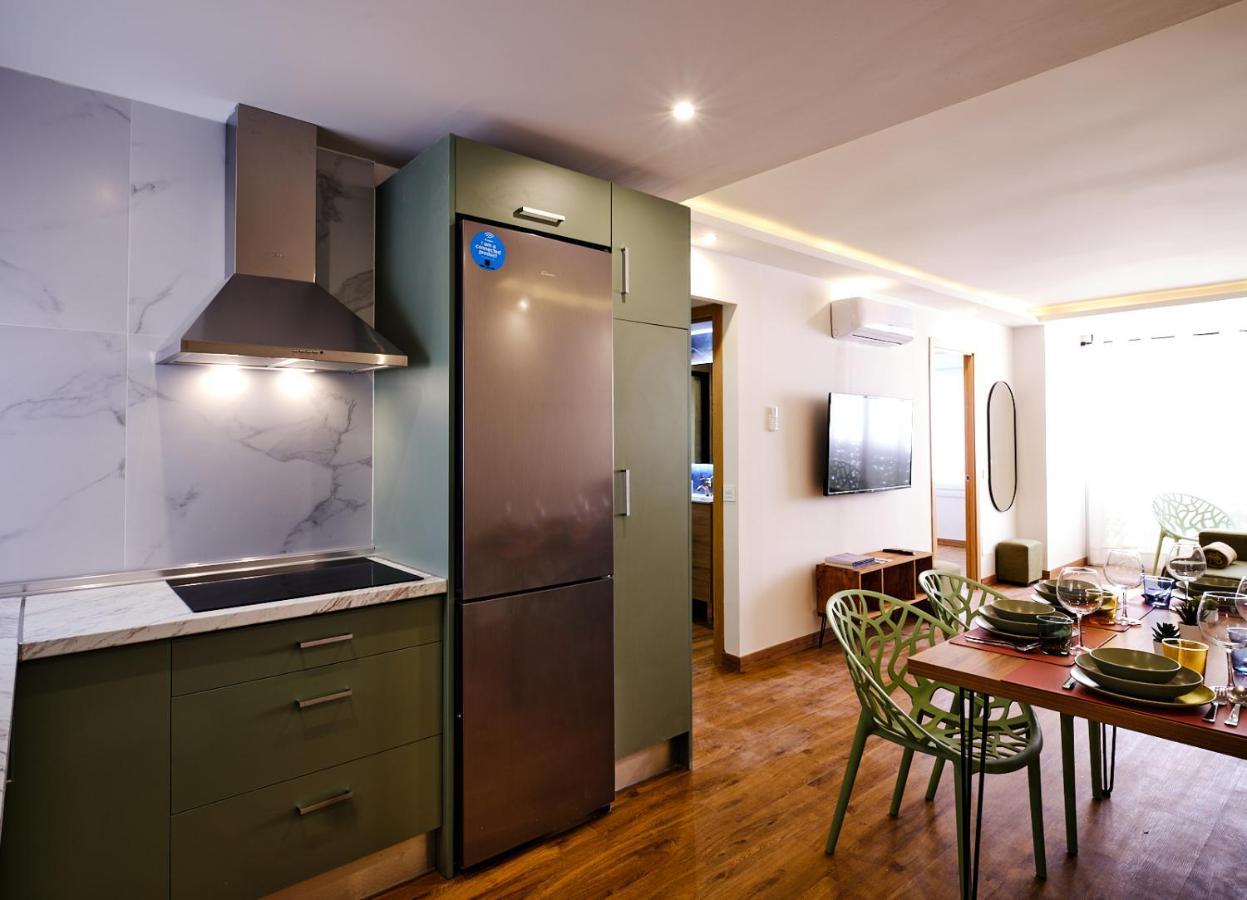 Apartment Leo Home- Bright & Centric 3 Bedrooms With Private Parking Included Malaga