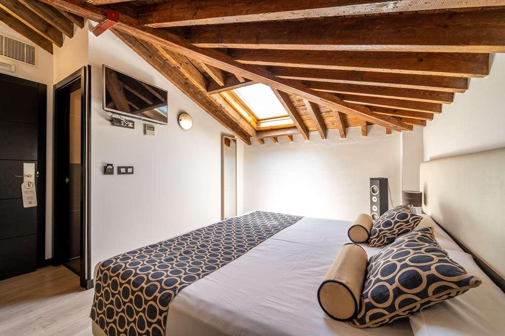 Soho Boutique Hotel 3*