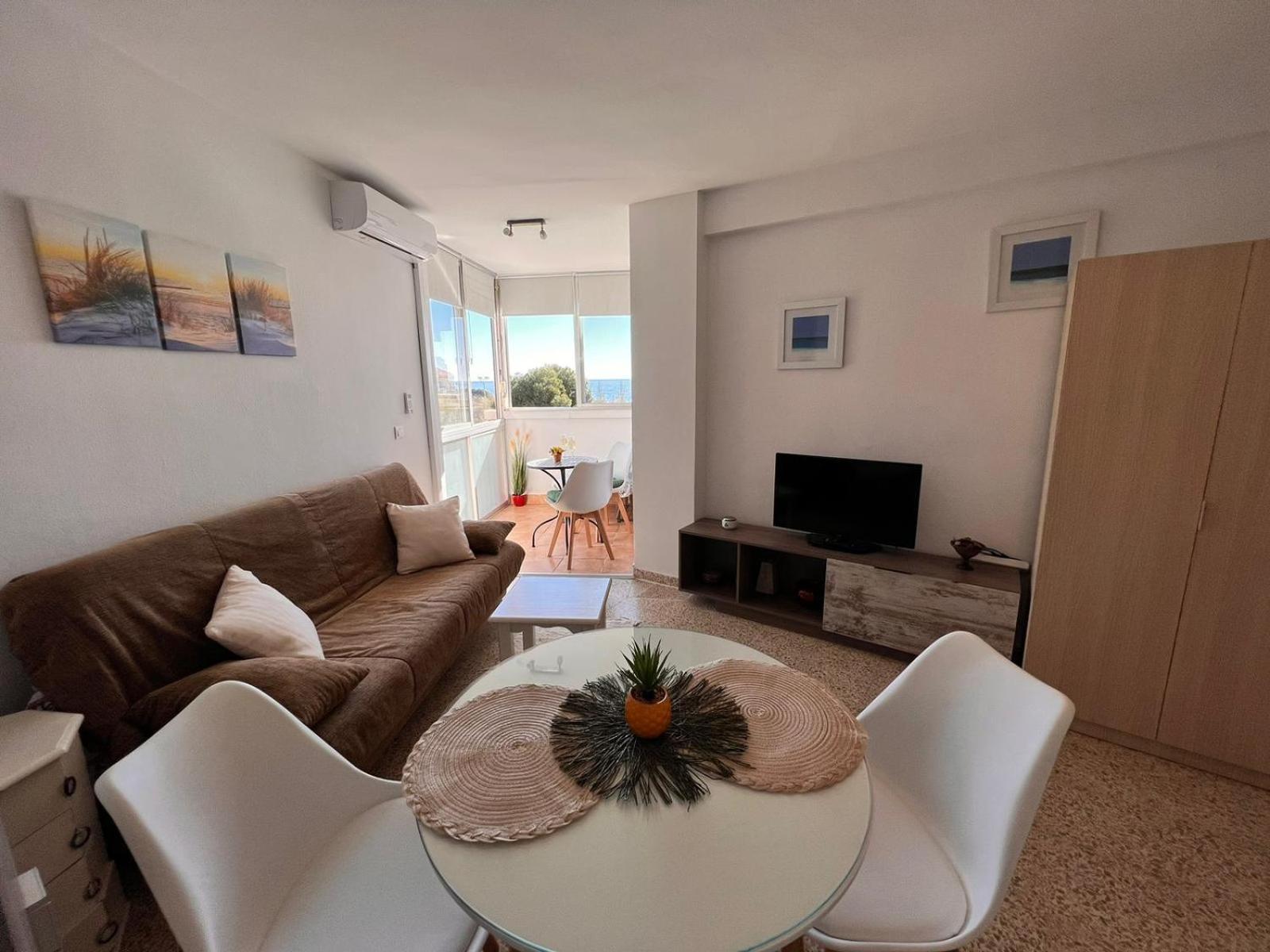 Estudio El Faro Apartment *