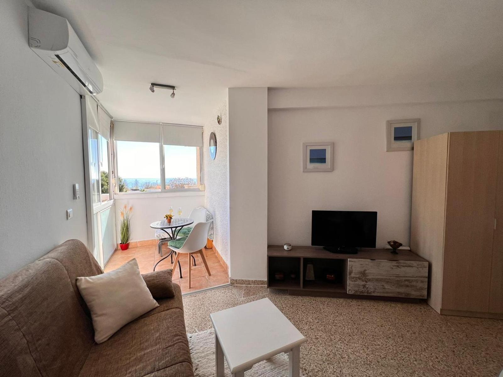 Estudio El Faro Apartment *