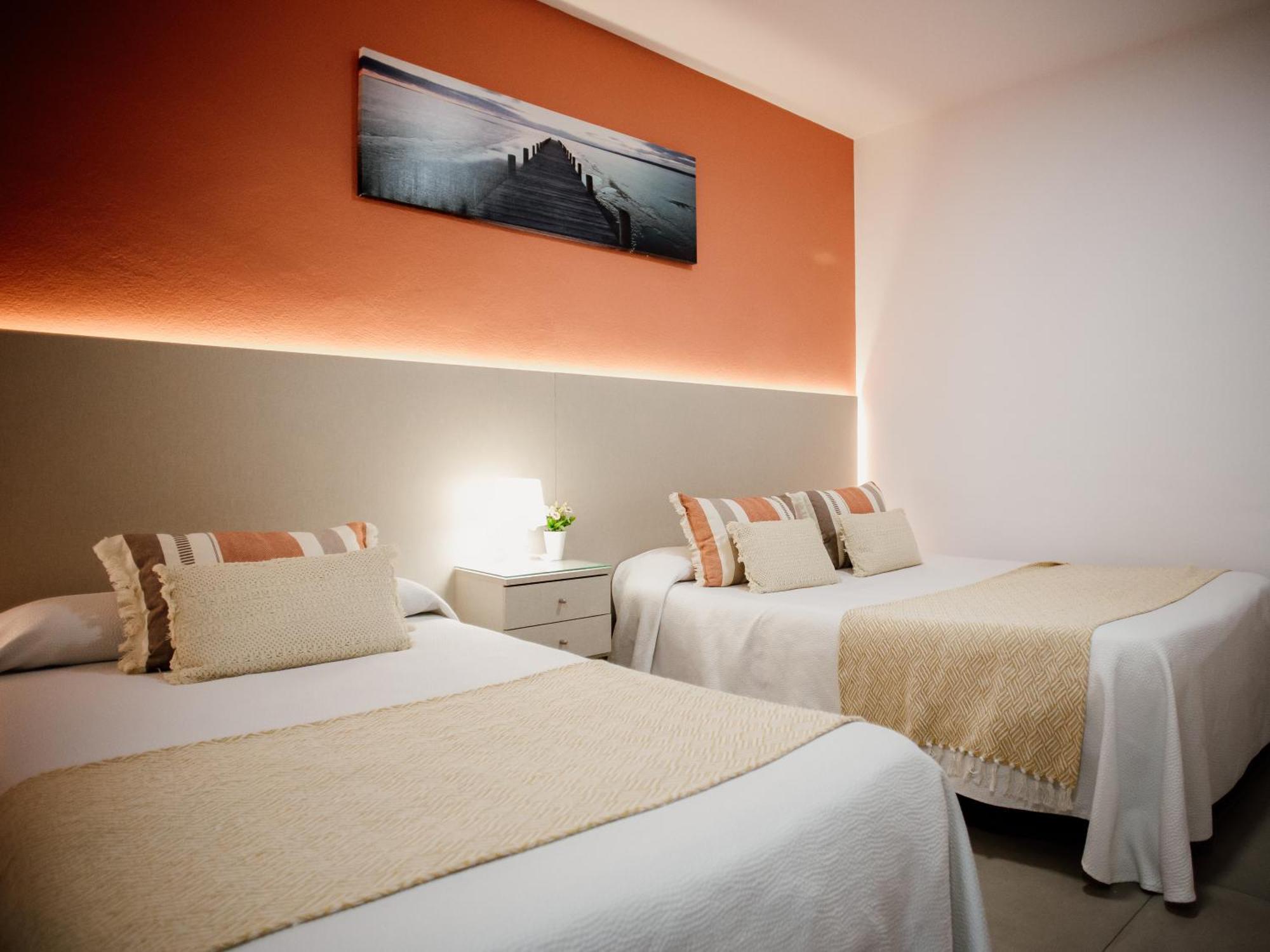 Guest house Apartamentos Turisticos Mastil 16 Malaga