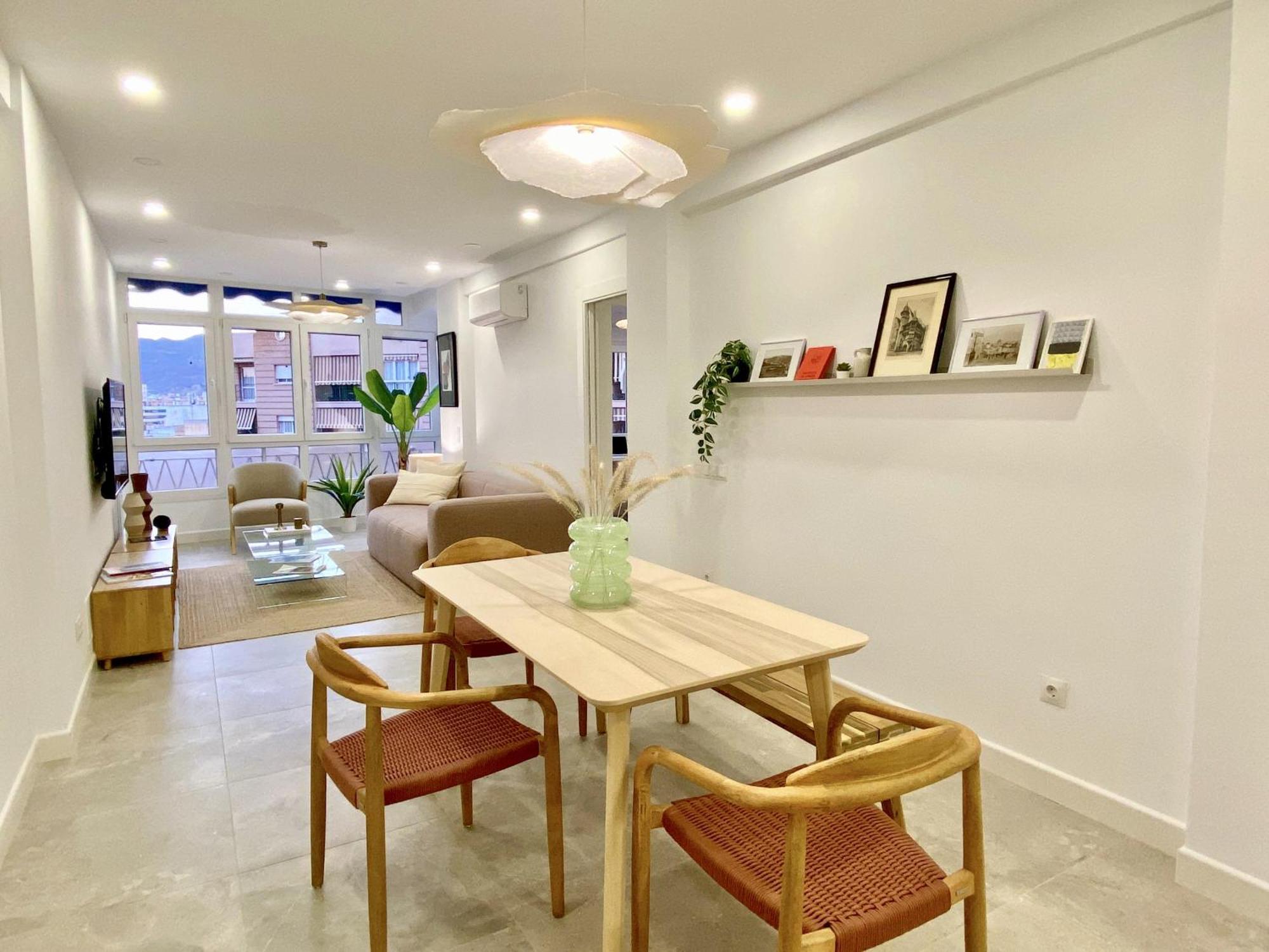 Apartamento Amplio En El Centro De Málaga