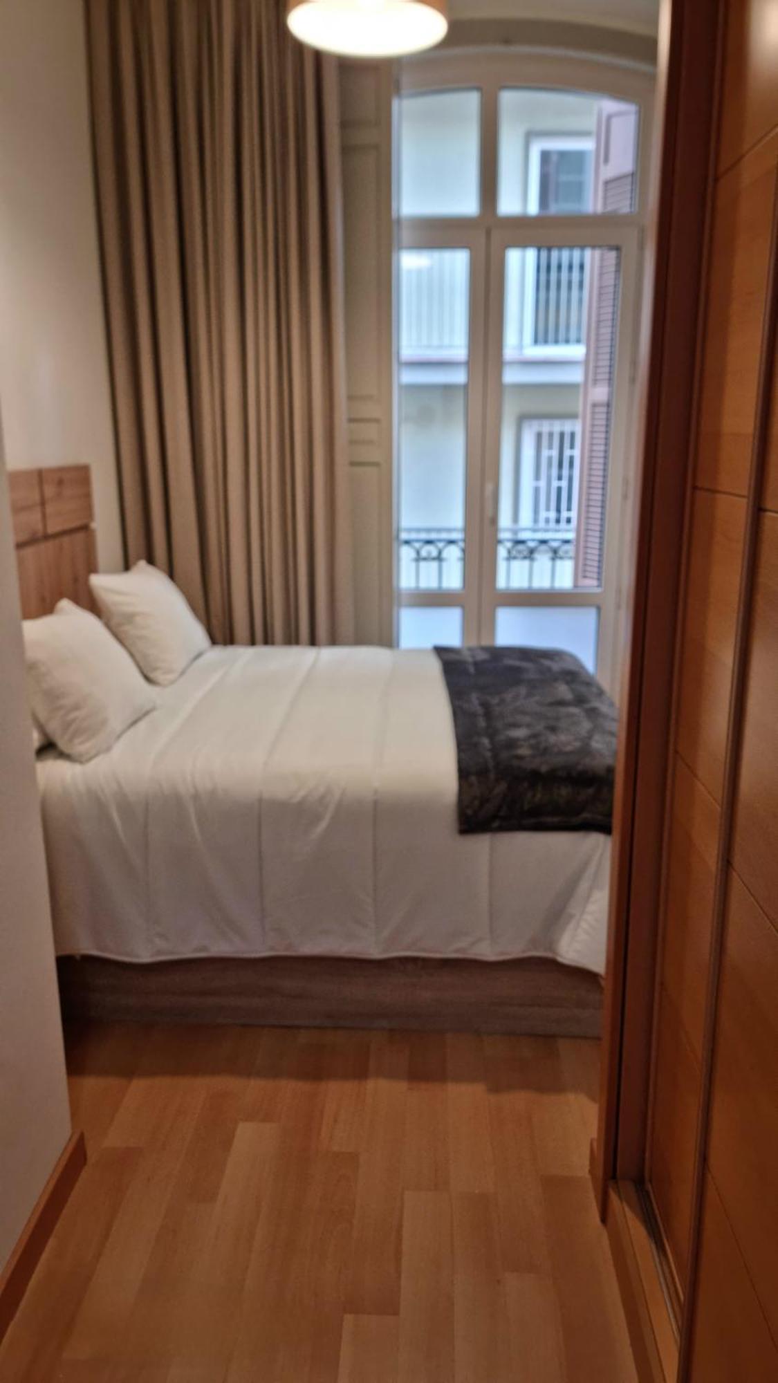 Rosa 2 Bedrooms In Center Málaga