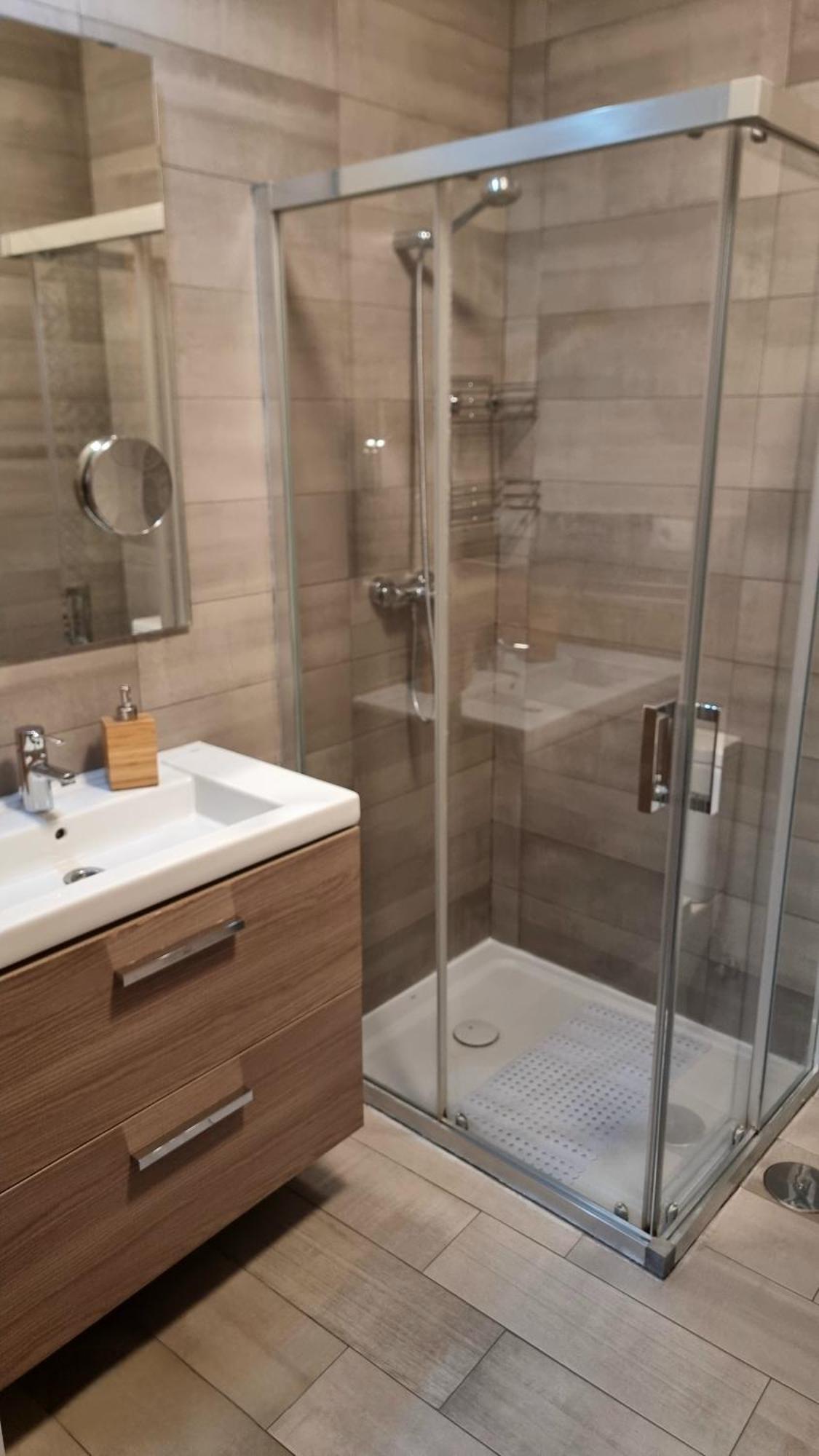 Rosa 2 Bedrooms In Center * Málaga