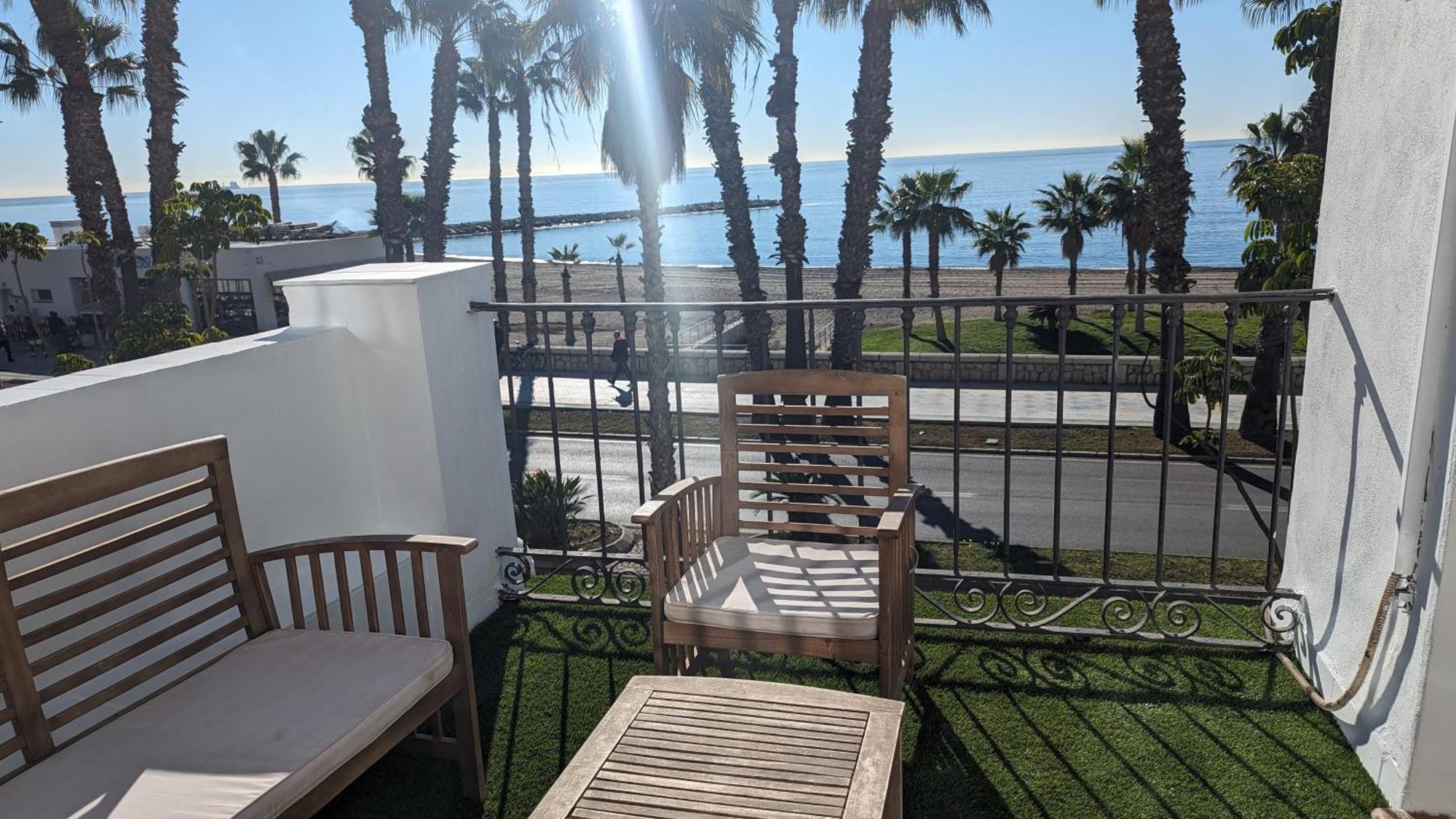 Con Encanto En Primera Linea De Playa Apartment