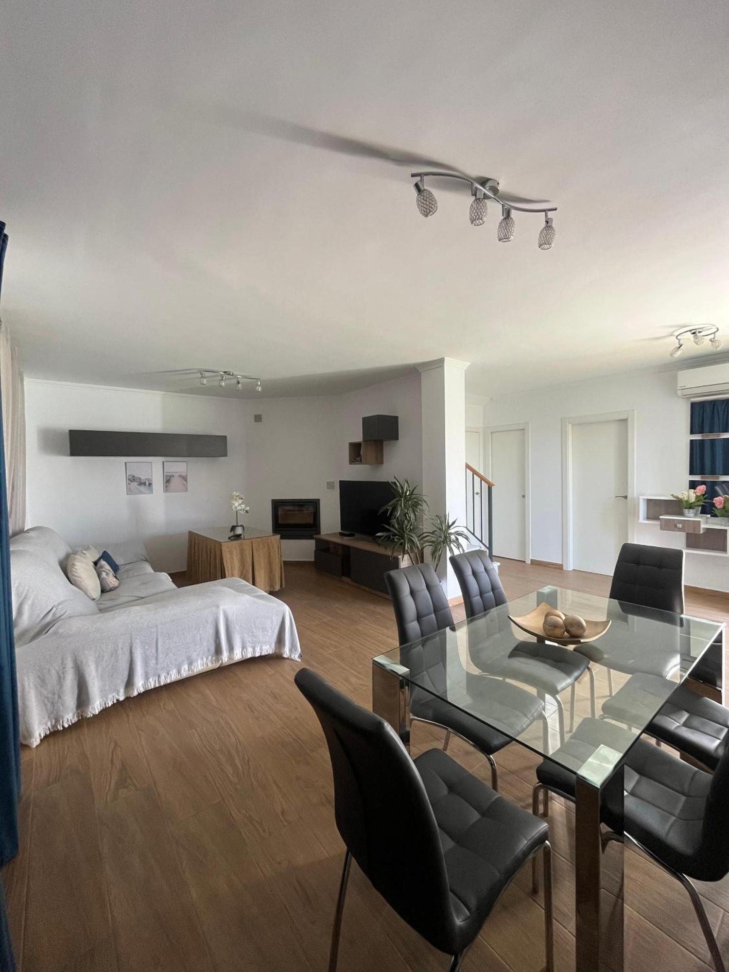 Niza Night And Day Holiday home Malaga