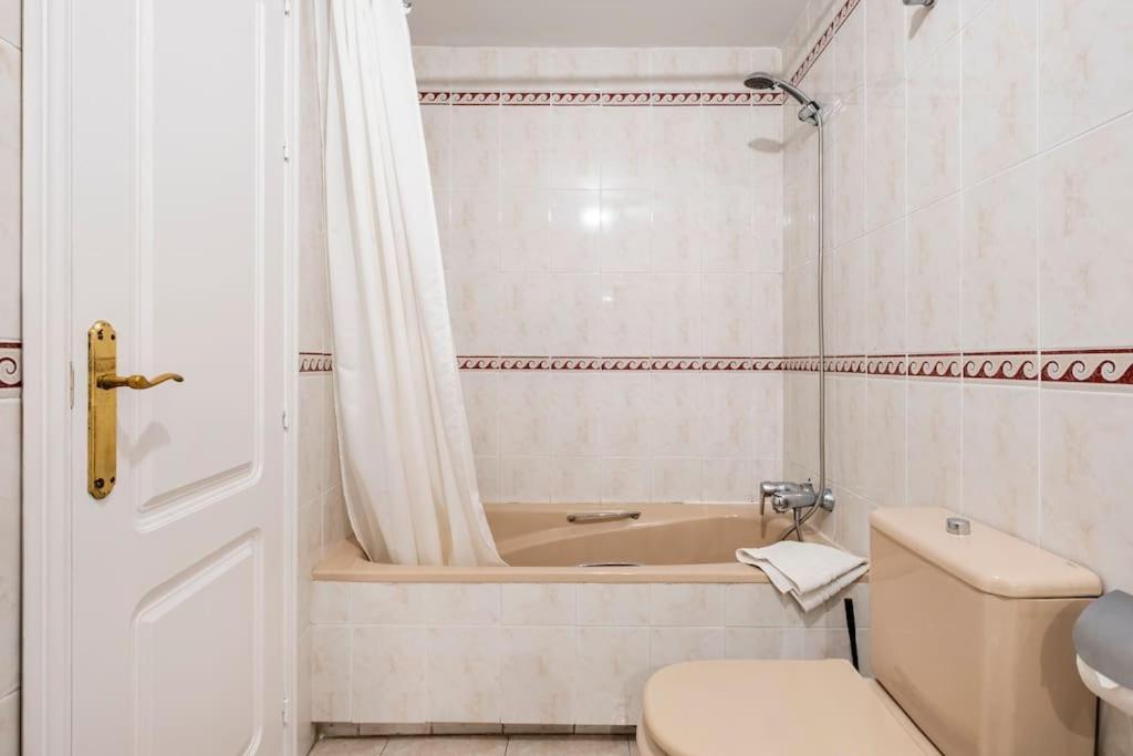 Centro Ferrandiz Parking Gratis Appartement Málaga