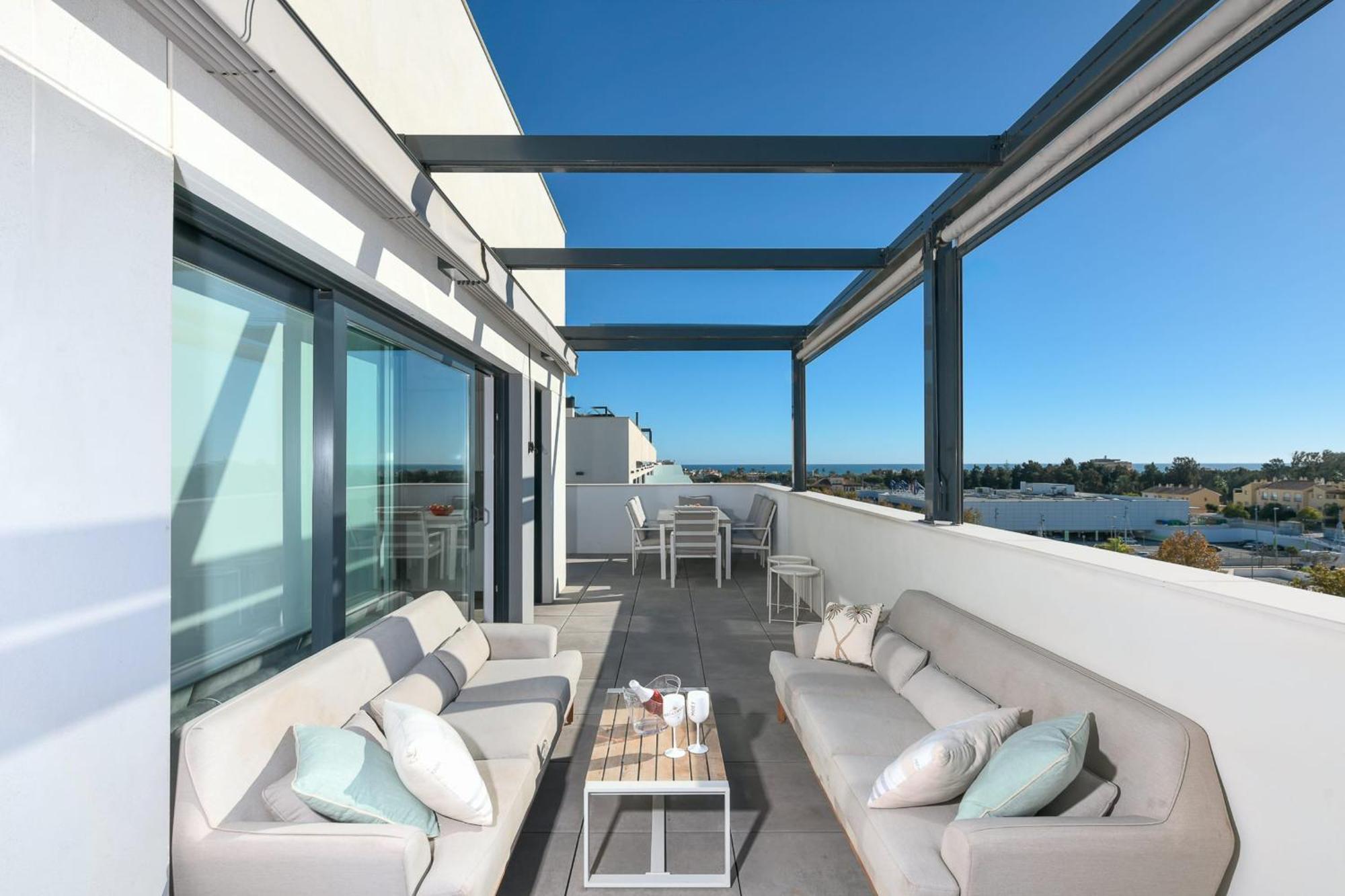 Amazing 3 Bedroom Penthouse With Private Pool In Cala Serena - La Cala * Málaga