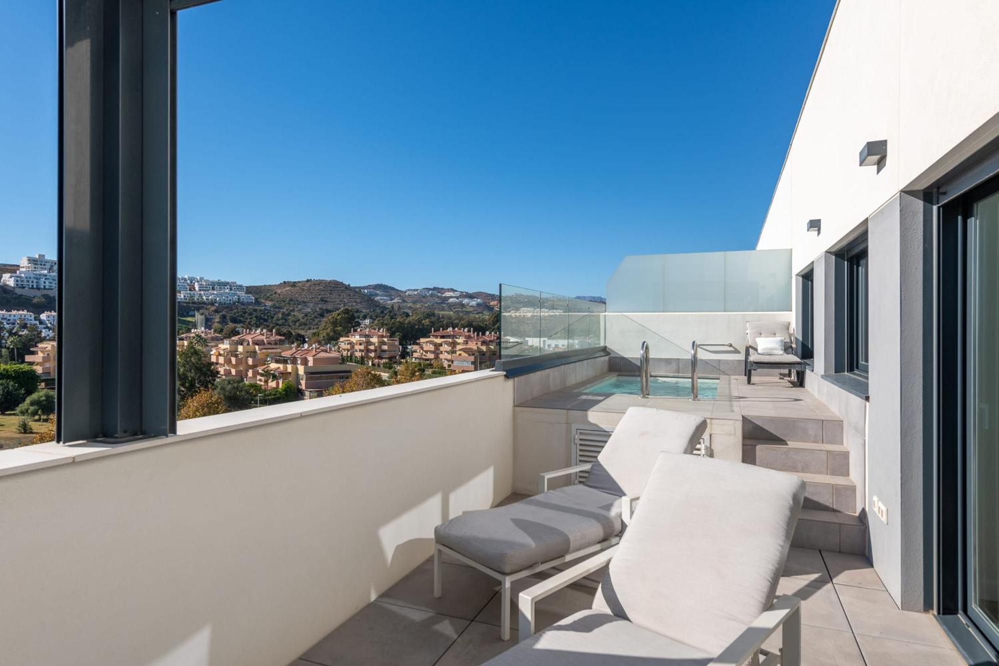 Appartement Amazing 3 Bedroom Penthouse With Private Pool In Cala Serena - La Cala