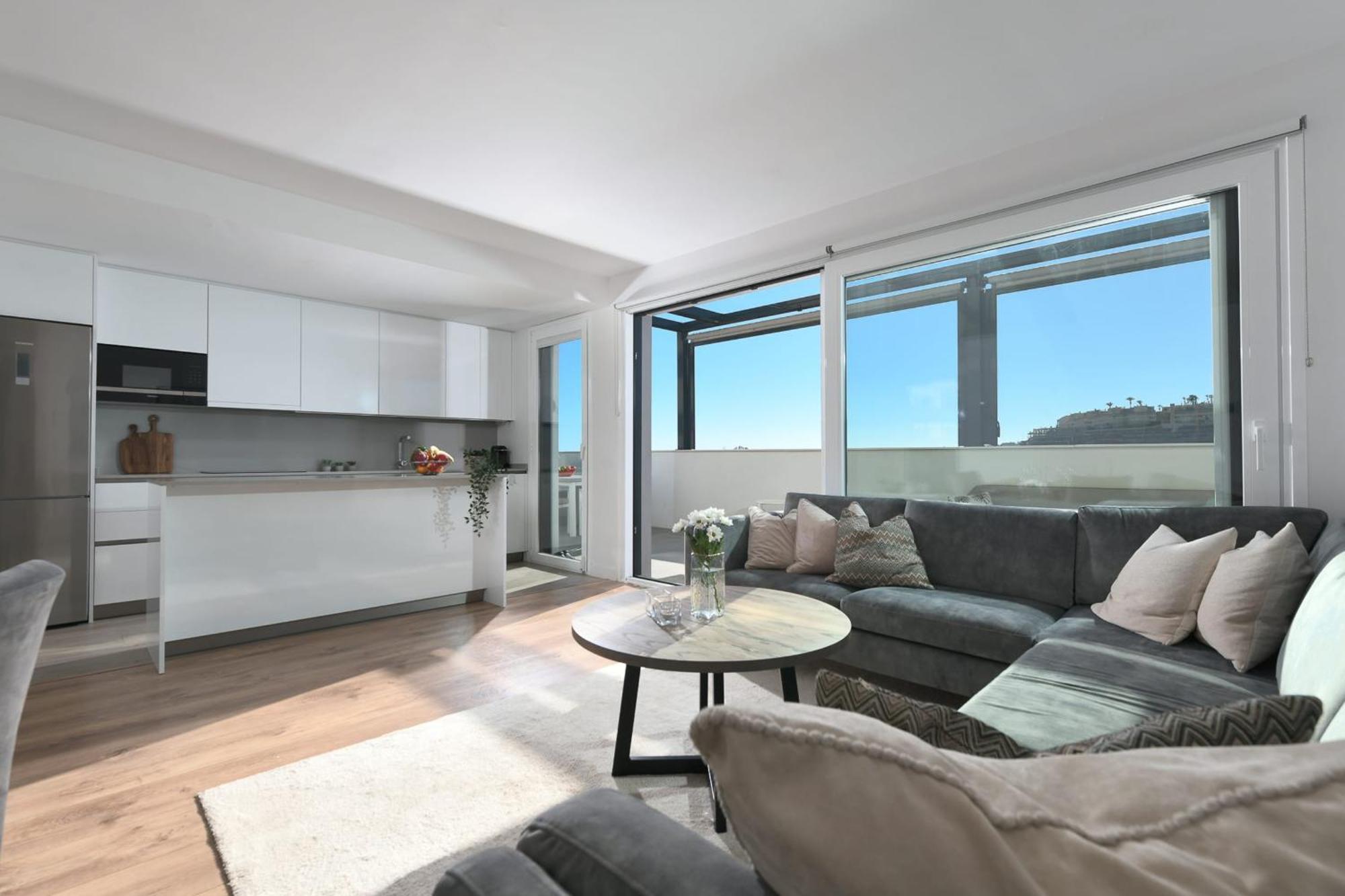 Amazing 3 Bedroom Penthouse With Private Pool In Cala Serena - La Cala Málaga