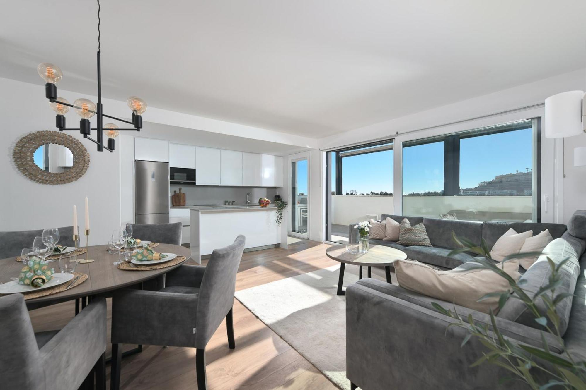 Amazing 3 Bedroom Penthouse With Private Pool In Cala Serena - La Cala *