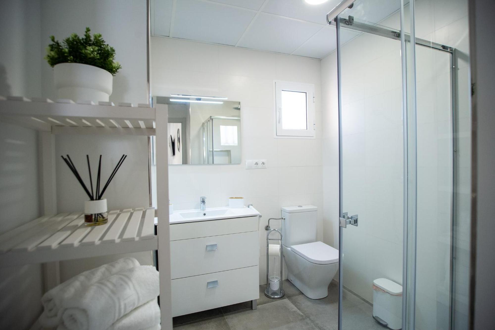 Apartment Linersol *