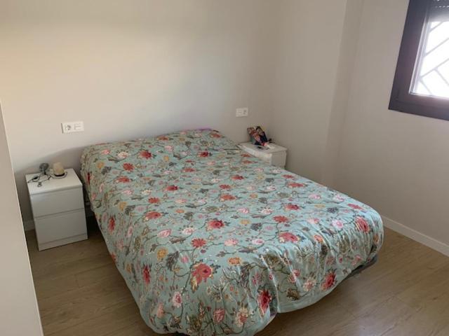 Apartment Bajo Con Jardin En Primera Linea De Playa Malaga