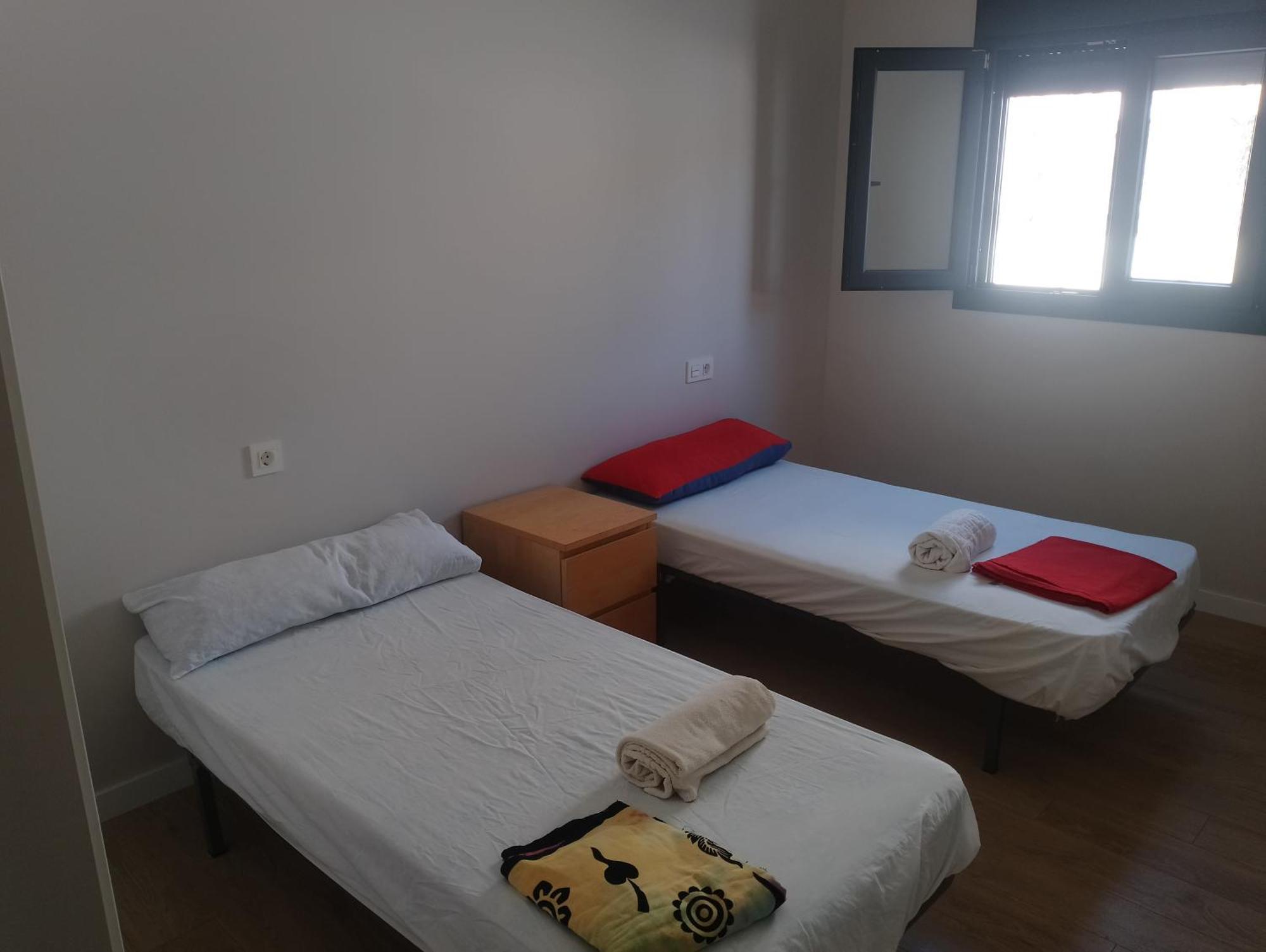 Apartment Bajo Con Jardin En Primera Linea De Playa *