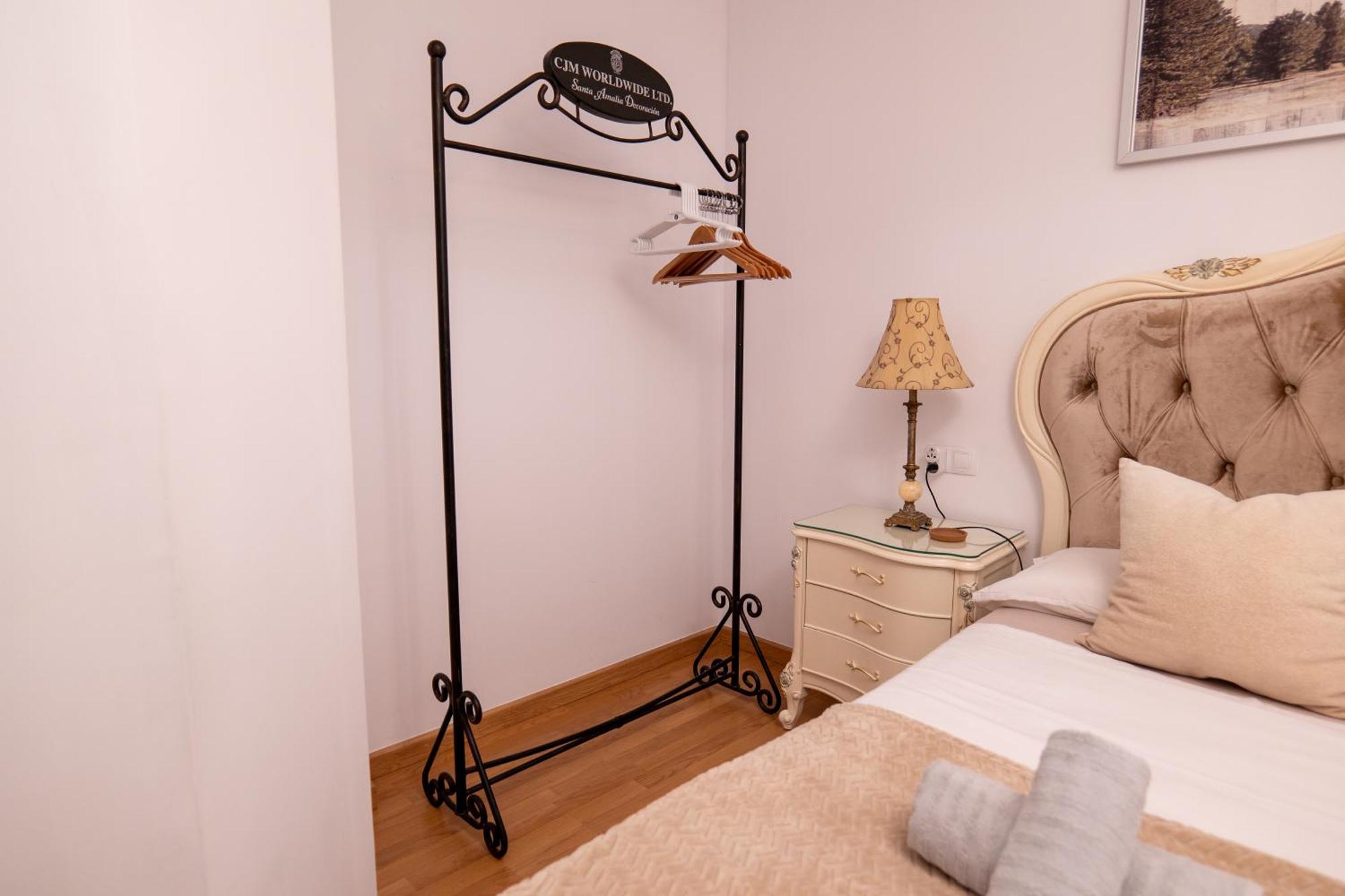 Apartment Carreteria - Muro Medieval