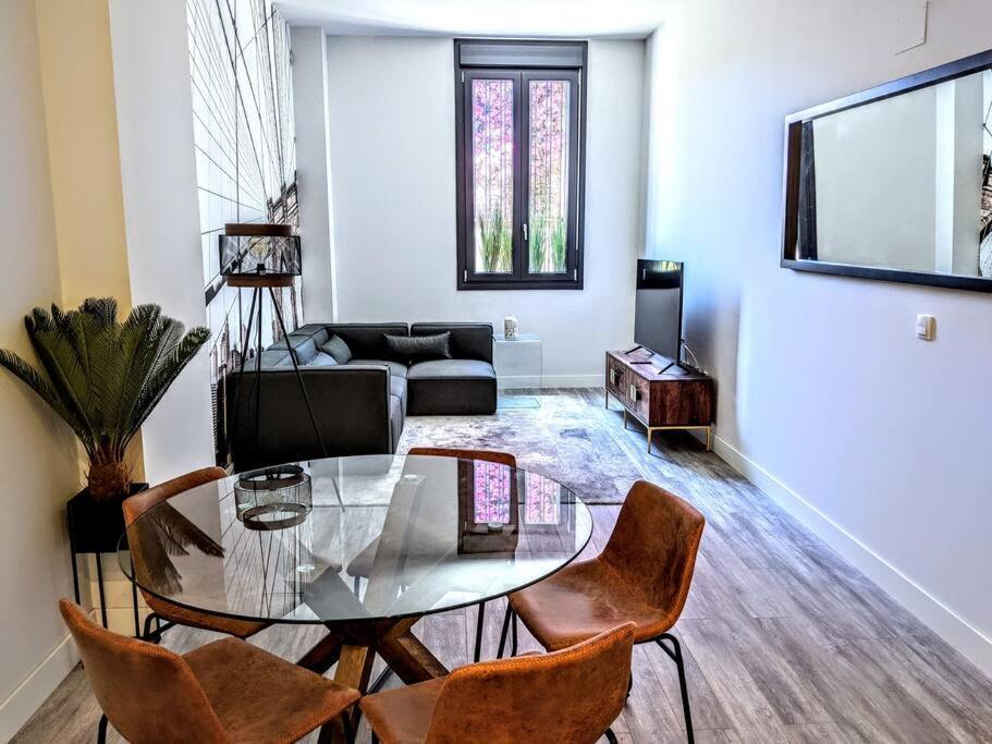 Apartment Historical Center Flat With Pool, Tennis & Parking Málaga