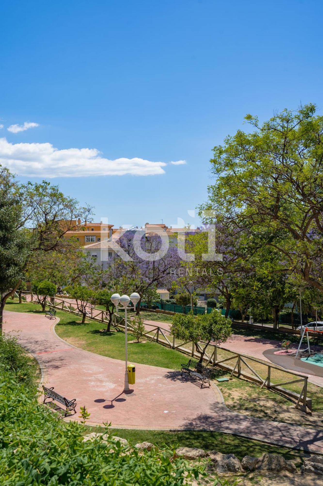 Swimming Pool&large Terrace In Pacos Koti *