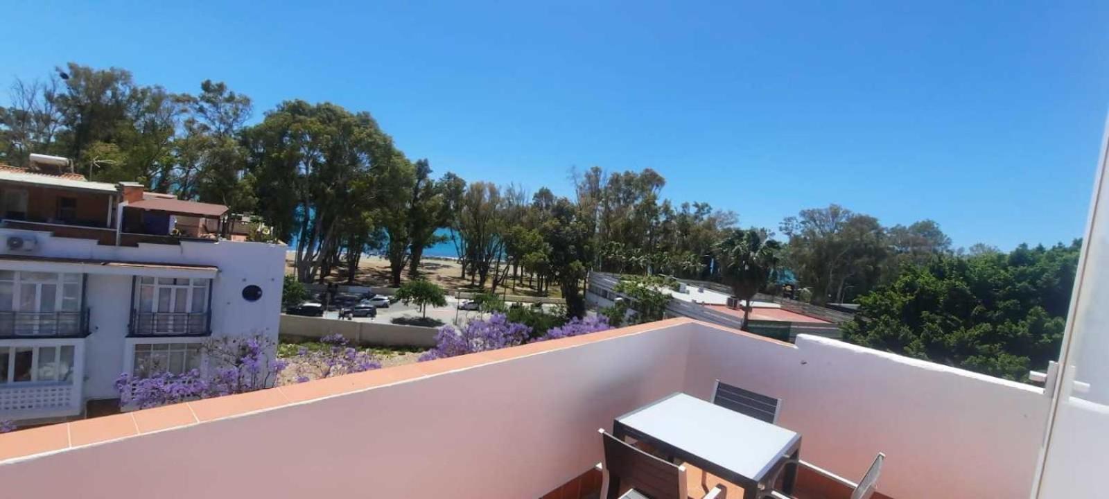 Apartment Atico Con Terraza Frente Playa Pedregalejo Malaga