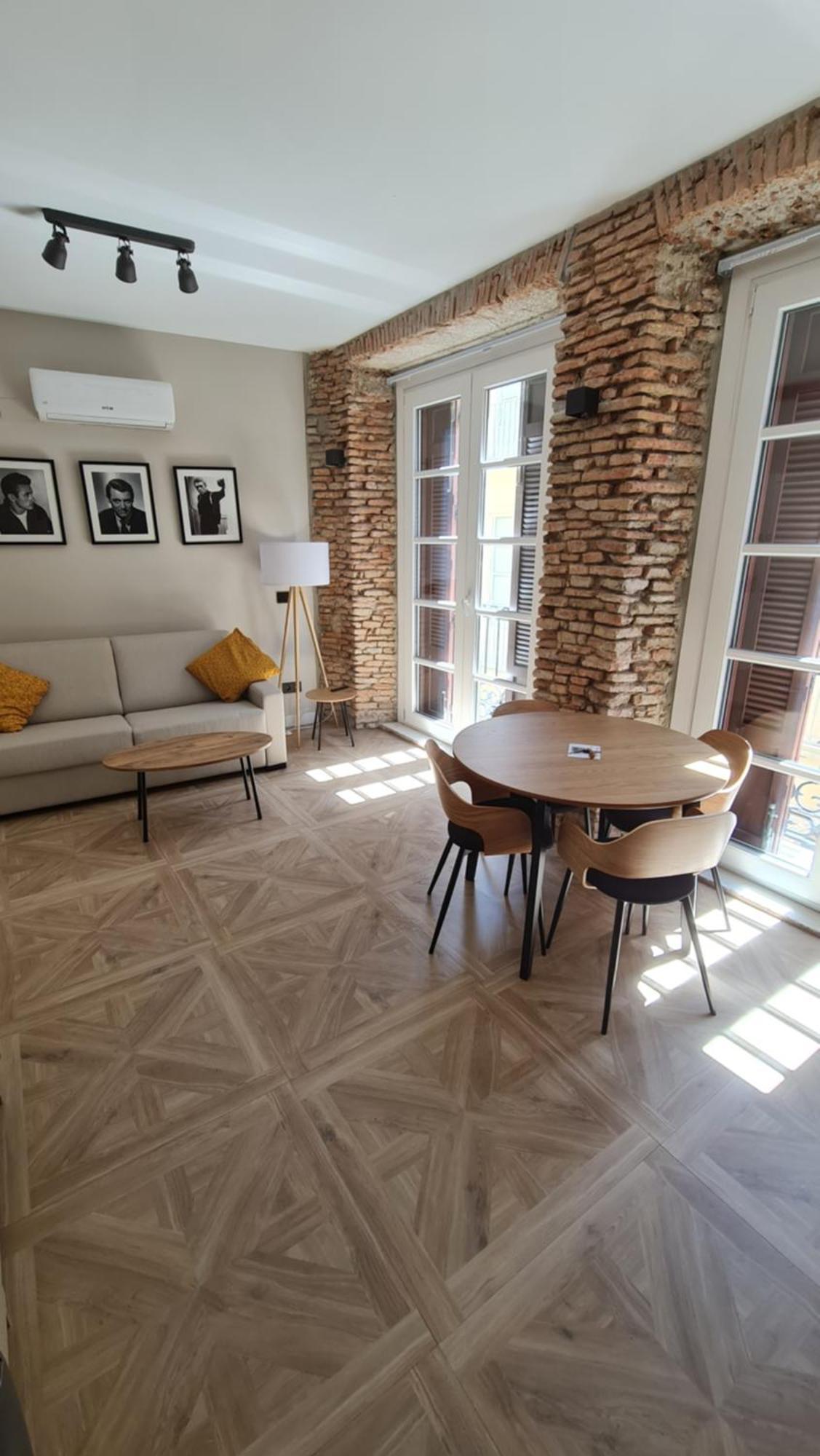 Apartment Luis De Velazquez *