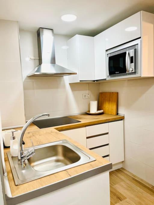 New Spacious And Cozy - * Malaga