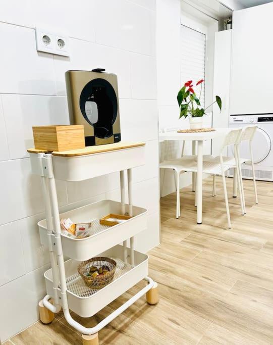 New Spacious And Cozy - Apartment *