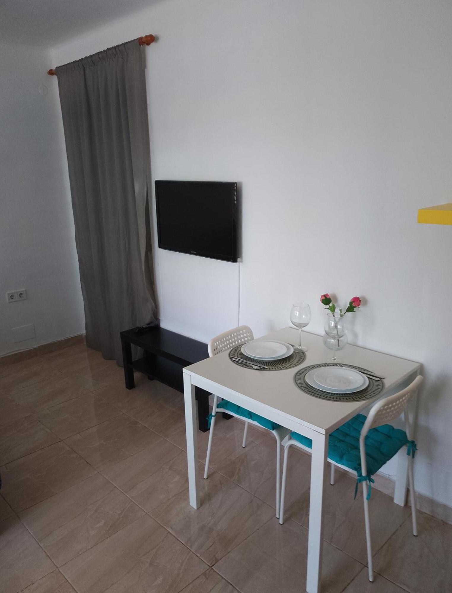 Serrano Apartment *