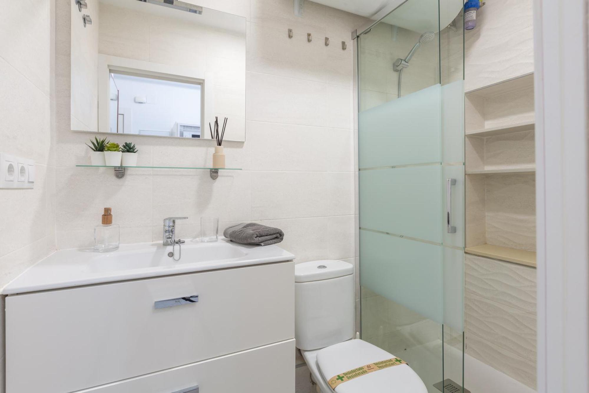 Santa Lucia - 1 Bedroom In The Heart Of The Centre Apartment