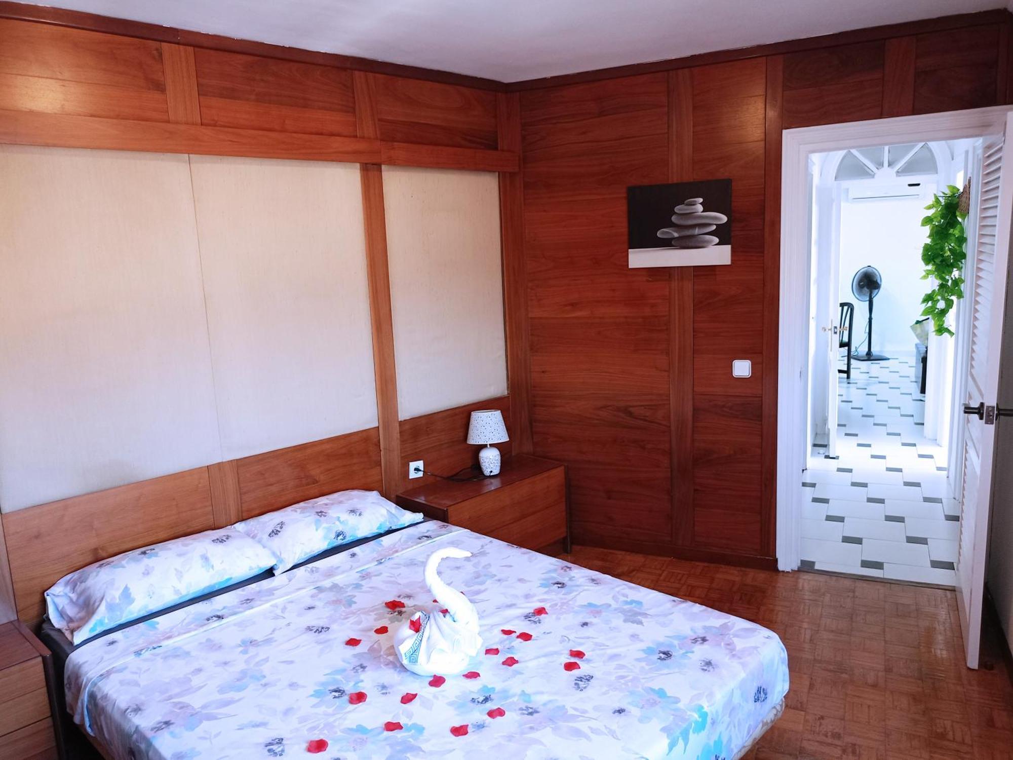 Homestay Angosta Host