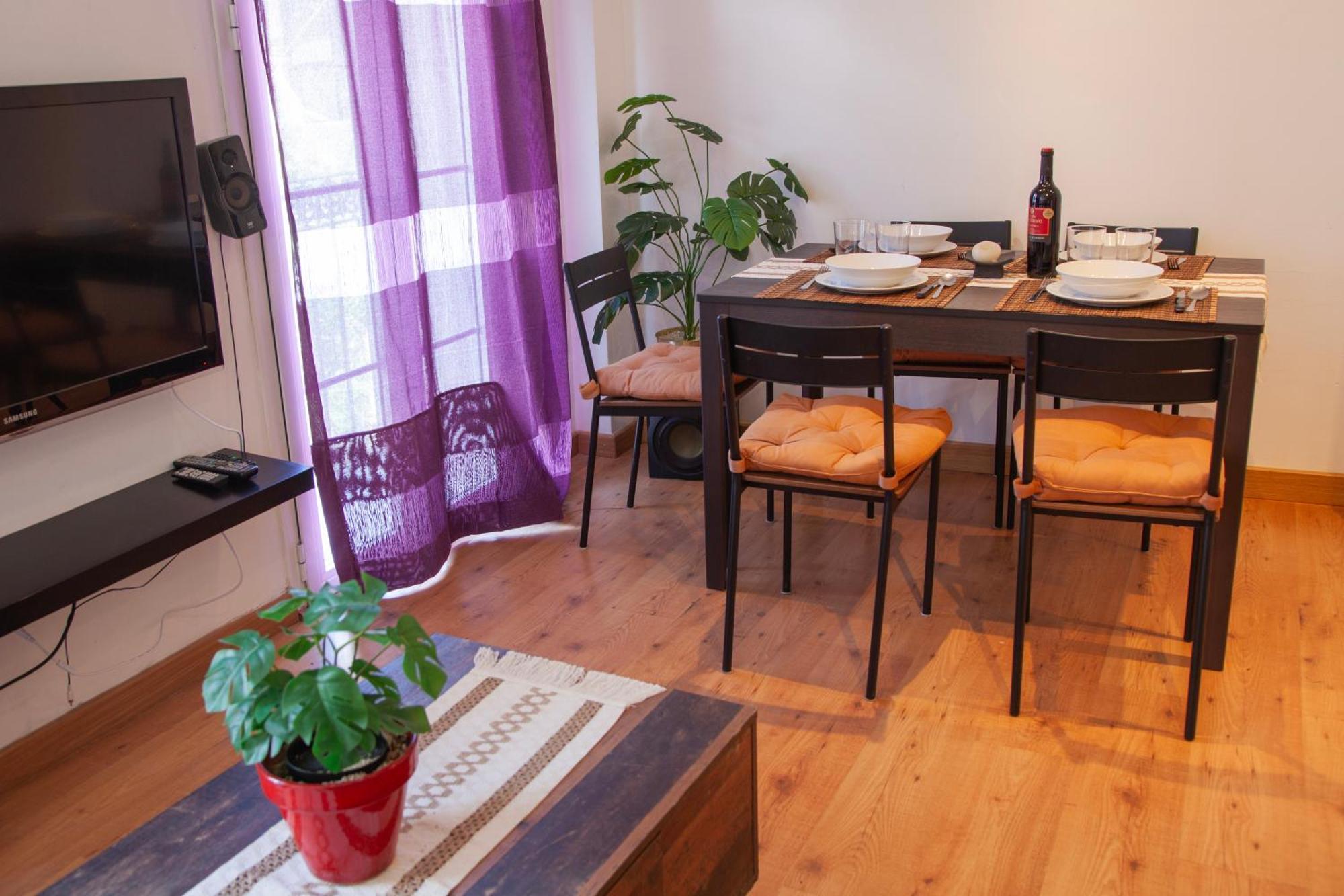 Duplex En Centro De Malaga, Calle Nuno Gomez Apartment