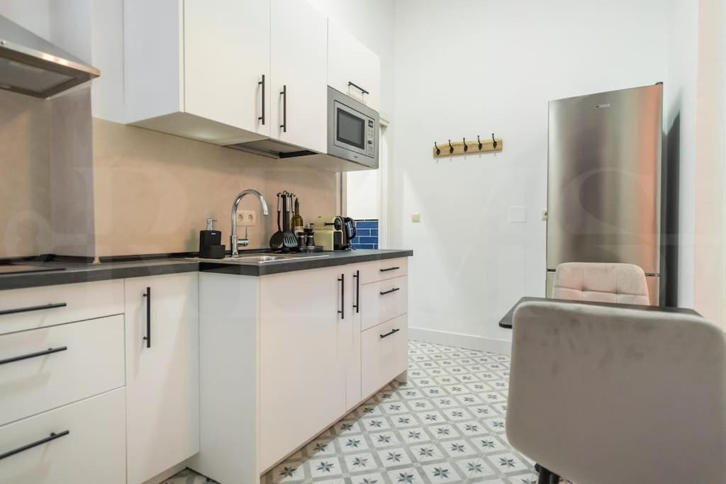 Apartment Historic Gem With Modern Comfort By Rems *