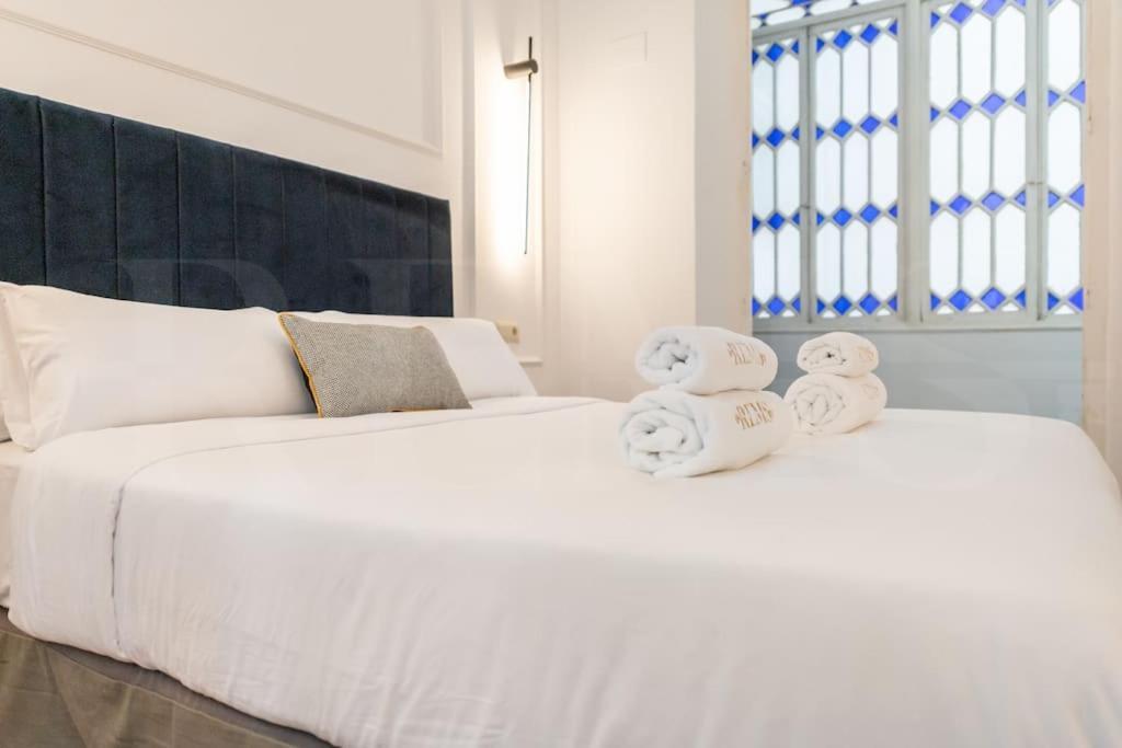 Historic Gem With Modern Comfort By Rems Apartment