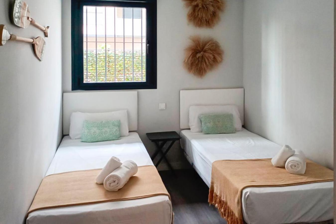 Living4malaga Pacific Terrace Apartment *