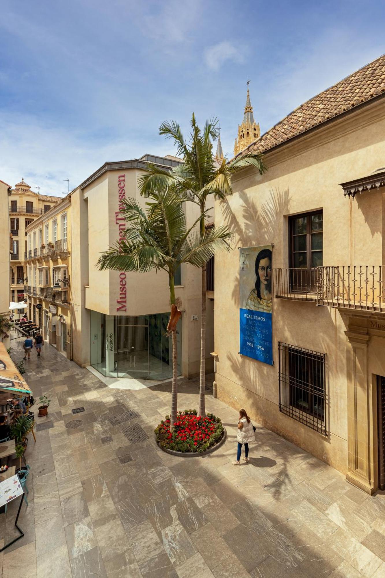 Apartment Thyssen Boutique By Caleta Homes