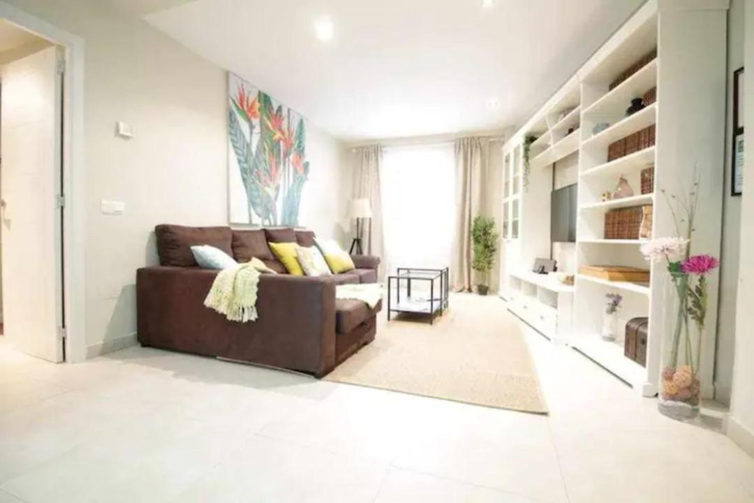 Premium Junto A Catedral * Malaga