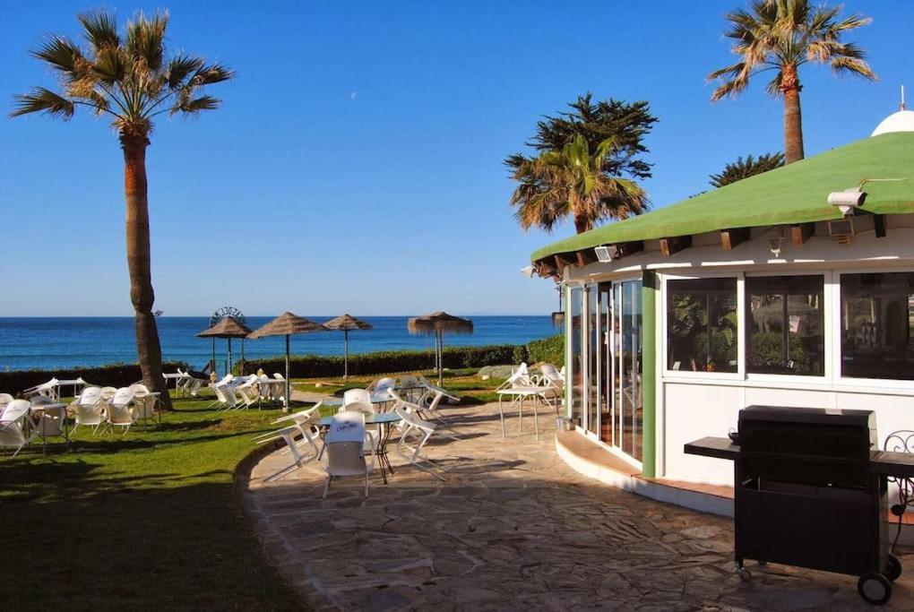 Holiday home Nyrenoverat! Beachfront Townhouse Med Pool *