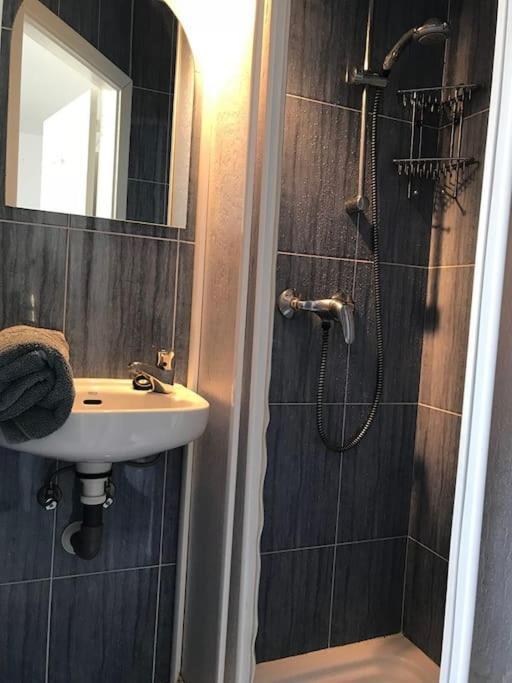 Holiday home Nyrenoverat! Beachfront Townhouse Med Pool
