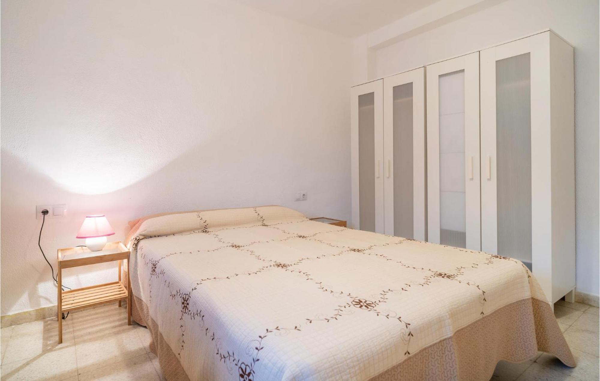 Awesome In With Kitchenette Malaga