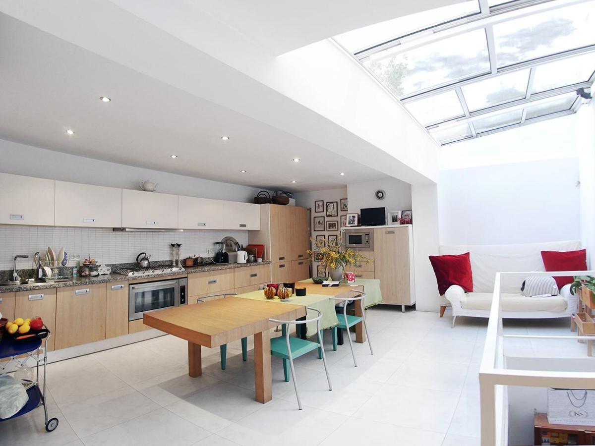 Vip House Rentals, Entire In Old Town Apartment
